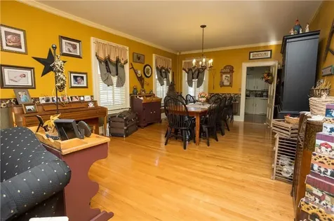 70 Woodland Road Woonsocket RI 02895