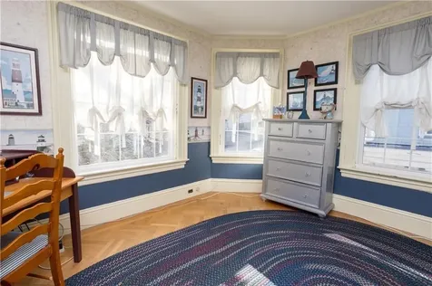 70 Woodland Road Woonsocket RI 02895