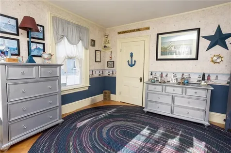 70 Woodland Road Woonsocket RI 02895