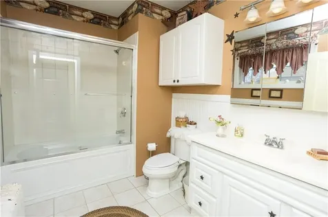 70 Woodland Road Woonsocket RI 02895