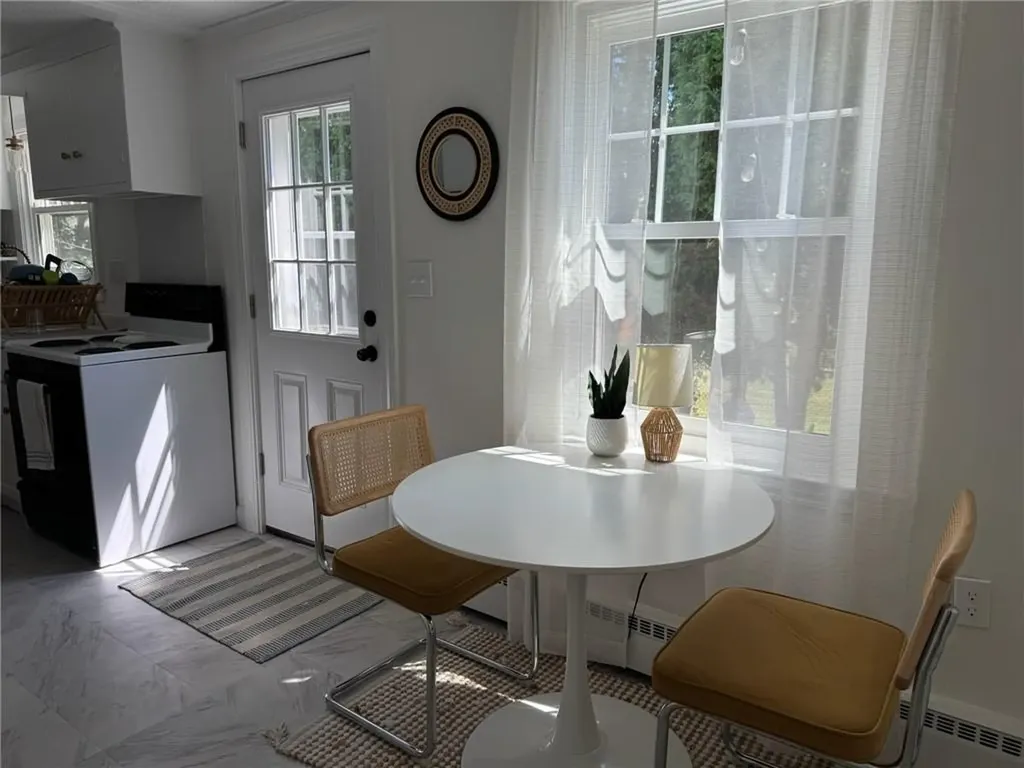 41 Dudley Avenue Newport RI 02840