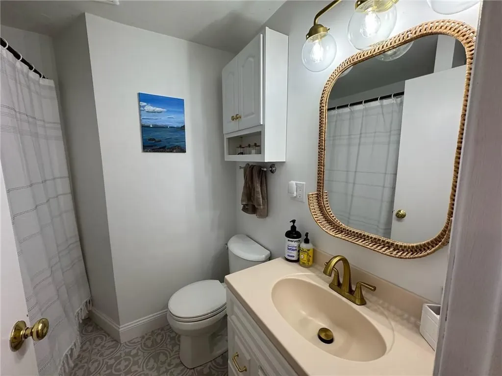 41 Dudley Avenue Newport RI 02840