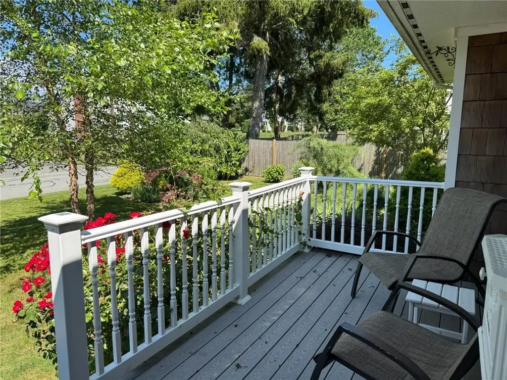 41 Dudley Avenue Newport RI 02840