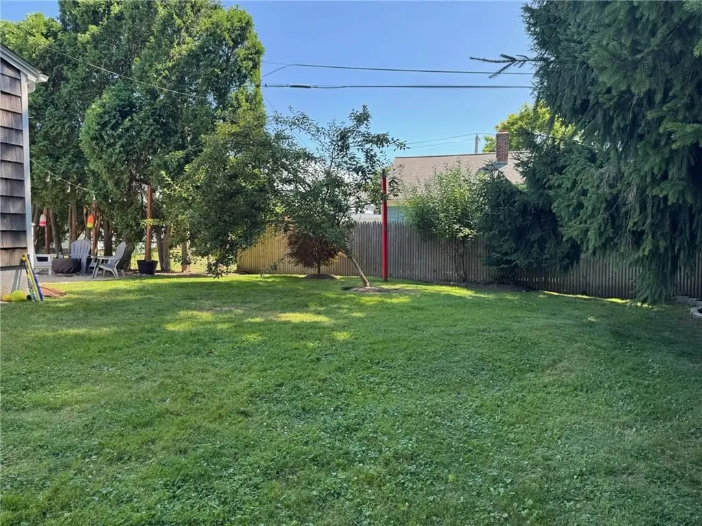 41 Dudley Avenue Newport RI 02840