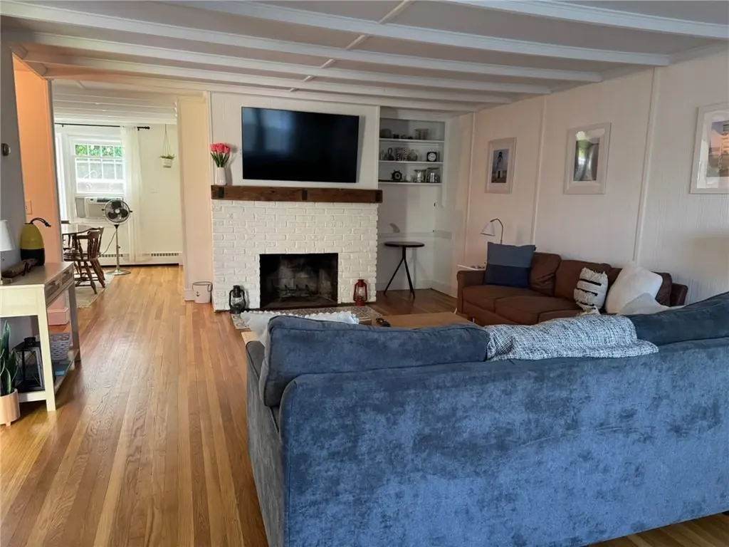 41 Dudley Avenue Newport RI 02840