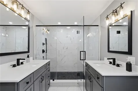 73 Regent Court Swansea MA 02777