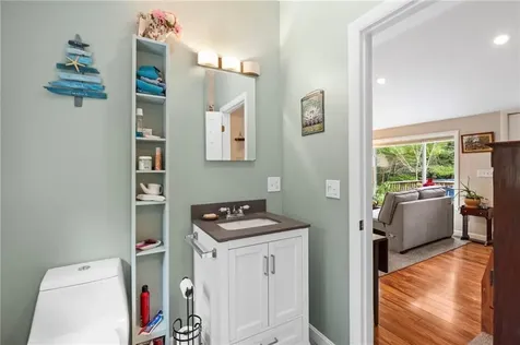 400 B Gravelly Hill Road South Kingstown RI 02879