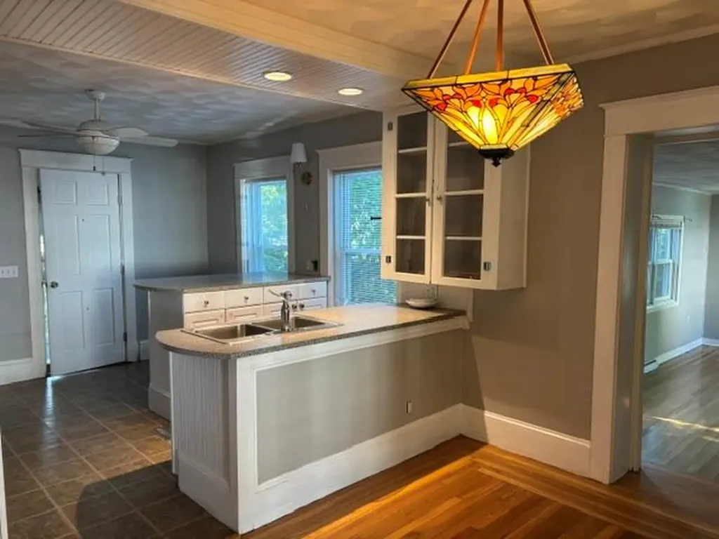 110 Laurens Street Cranston RI 02910