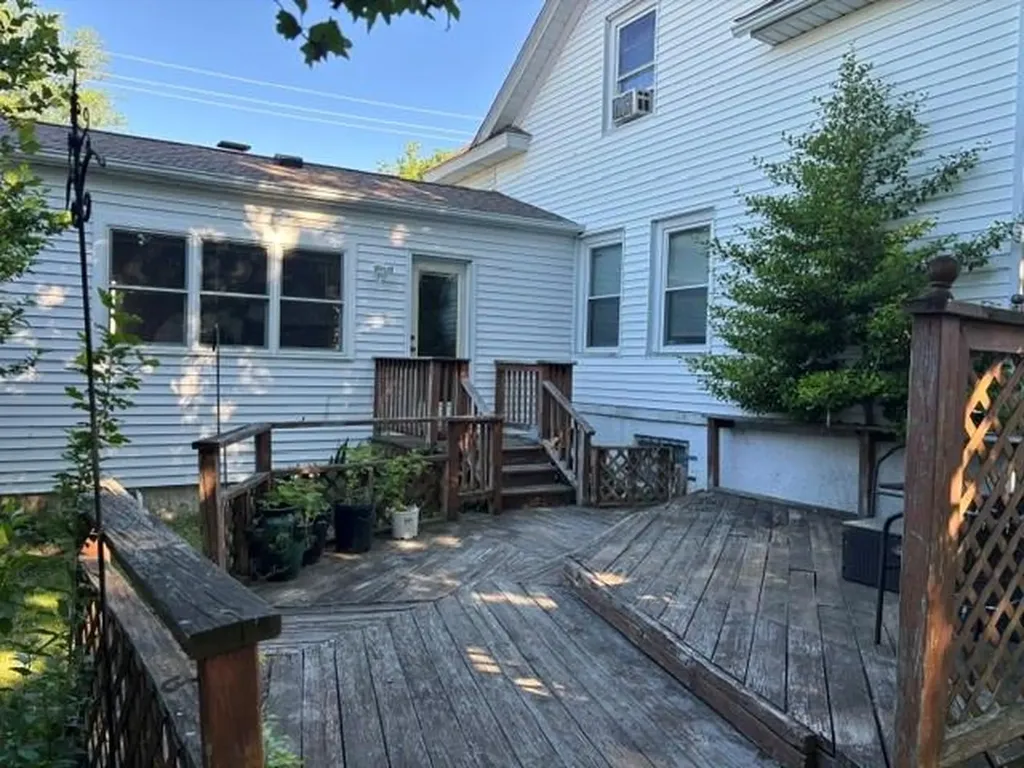110 Laurens Street Cranston RI 02910
