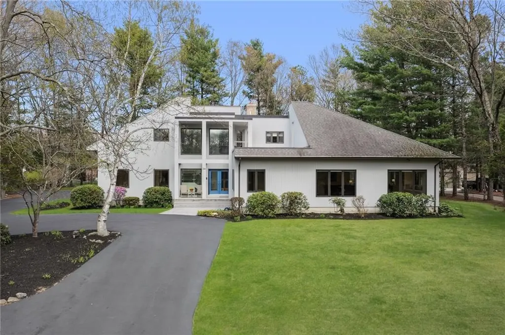 29 Dennell Drive Lincoln RI 02865