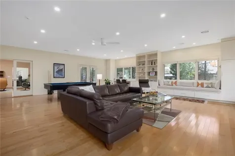 29 Dennell Drive Lincoln RI 02865