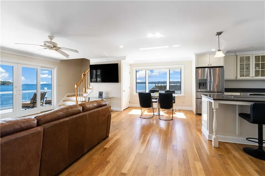 177 Seaconnet Boulevard Portsmouth RI 02871