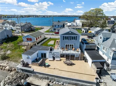 177 Seaconnet Boulevard Portsmouth RI 02871