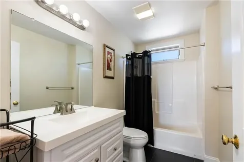 177 Seaconnet Boulevard Portsmouth RI 02871