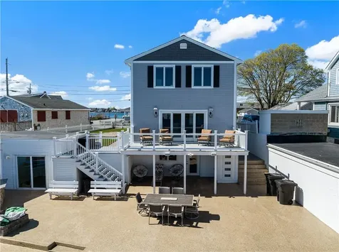 177 Seaconnet Boulevard Portsmouth RI 02871