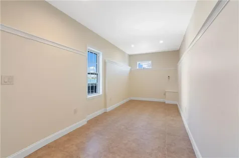 177 Seaconnet Boulevard Portsmouth RI 02871