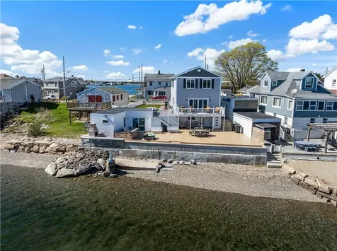 177 Seaconnet Boulevard Portsmouth RI 02871