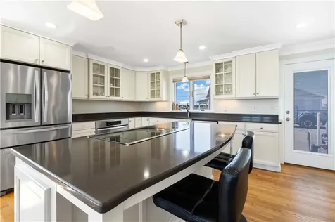 177 Seaconnet Boulevard Portsmouth RI 02871