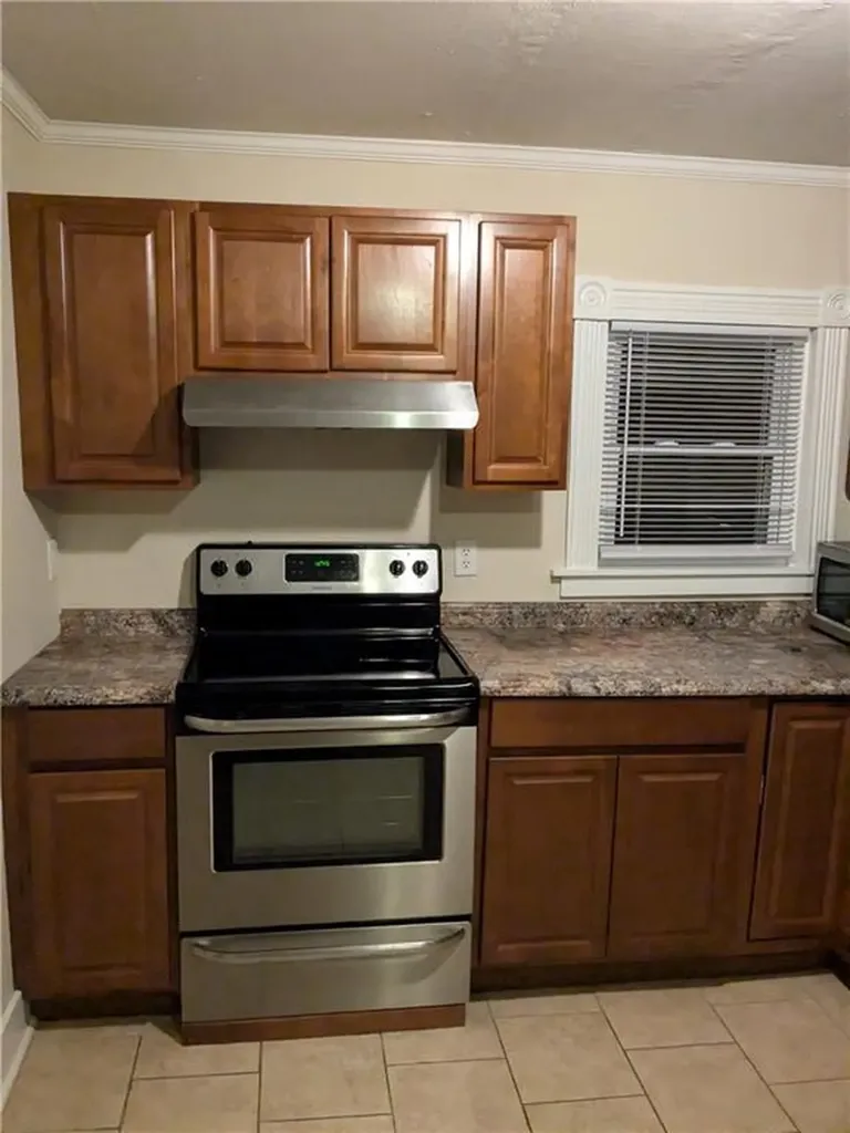 14 Wallace Avenue Warwick RI 02886