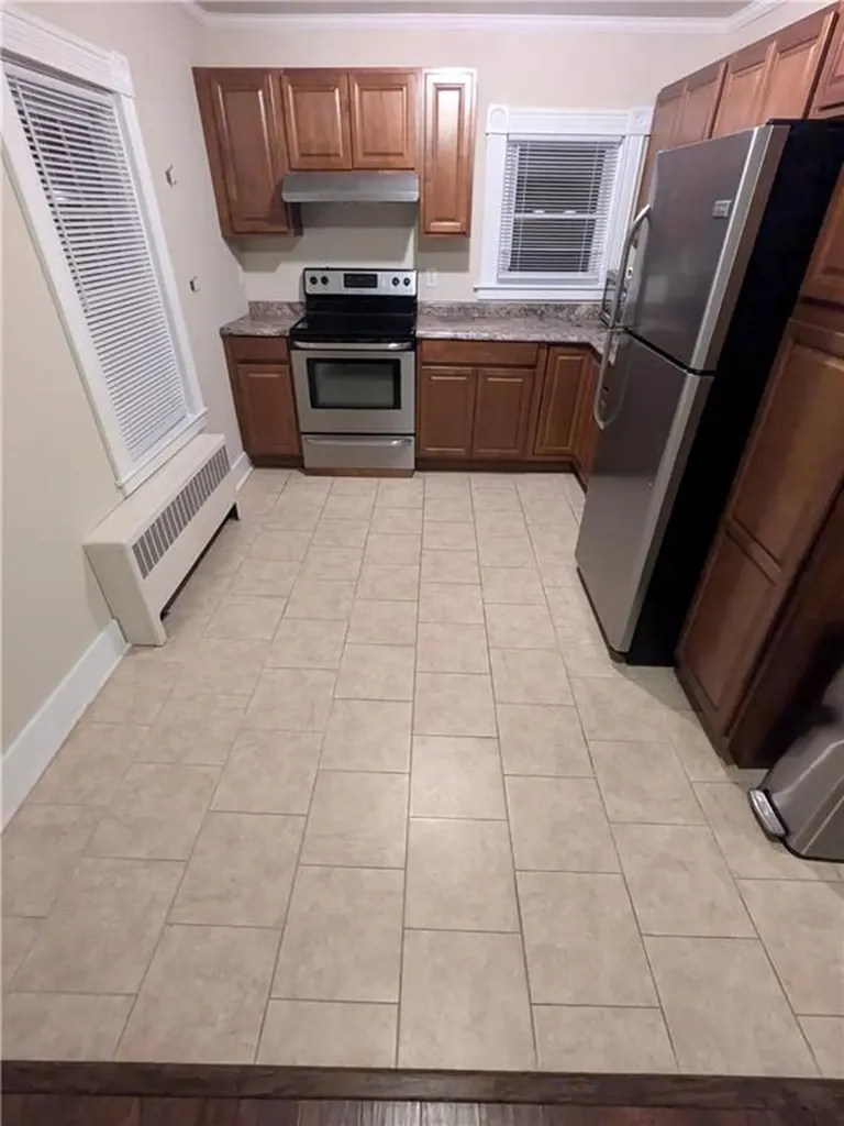 14 Wallace Avenue Warwick RI 02886