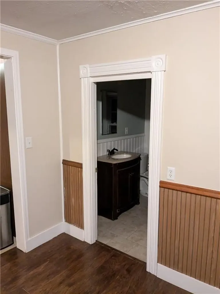 14 Wallace Avenue Warwick RI 02886
