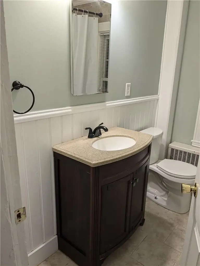 14 Wallace Avenue Warwick RI 02886