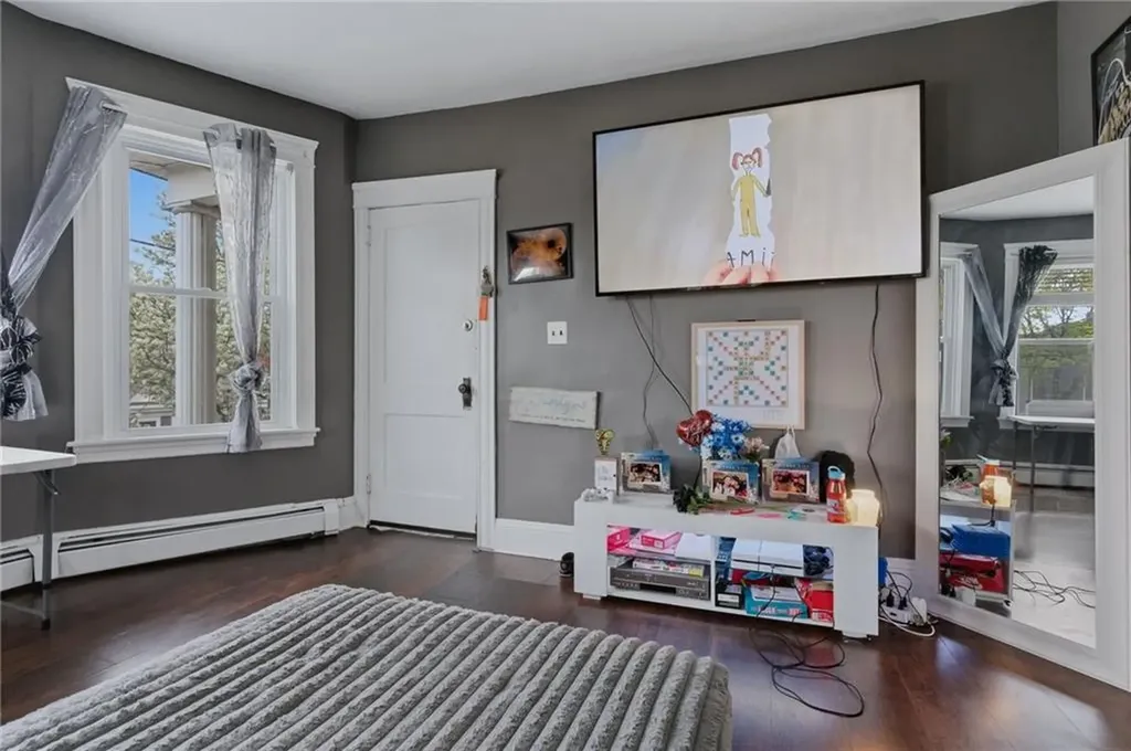 41 Utton Avenue Pawtucket RI 02860