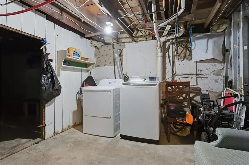 41 Utton Avenue Pawtucket RI 02860