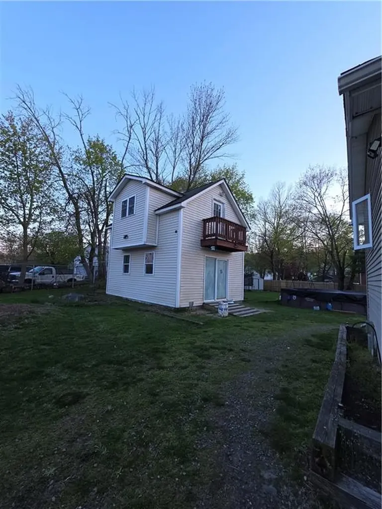 38 River Street West Warwick RI 02893