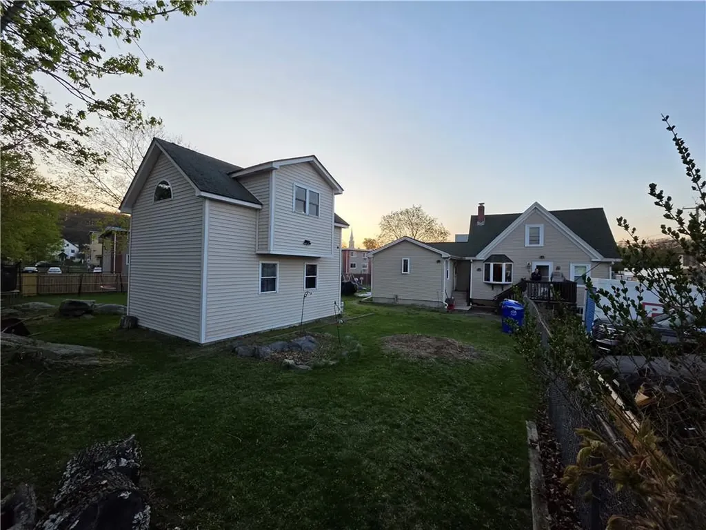 38 River Street West Warwick RI 02893
