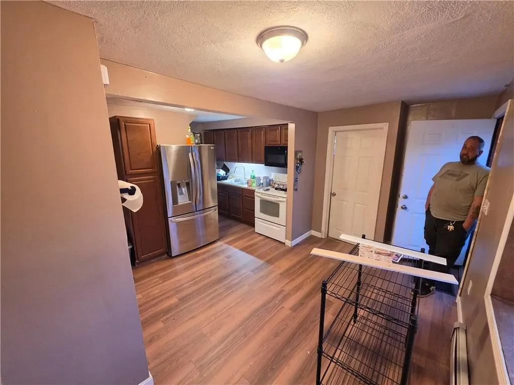 38 River Street West Warwick RI 02893