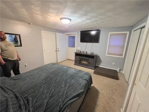 38 River Street West Warwick RI 02893