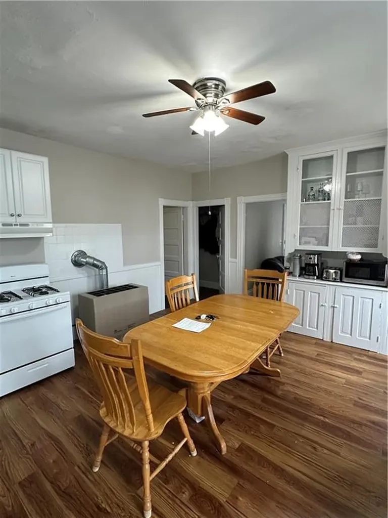29 Prospect Street Bristol RI 02809