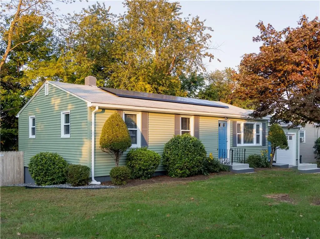 106 Vallette Street Cranston RI 02920