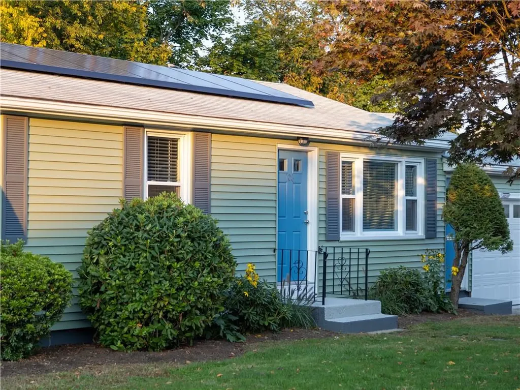 106 Vallette Street Cranston RI 02920
