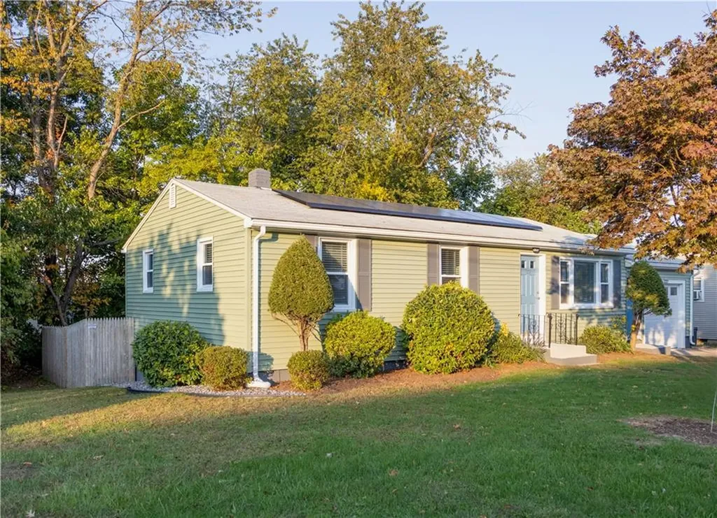 106 Vallette Street Cranston RI 02920
