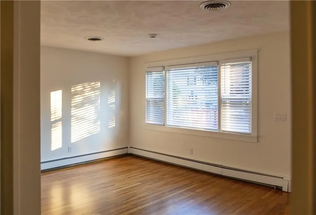 106 Vallette Street Cranston RI 02920