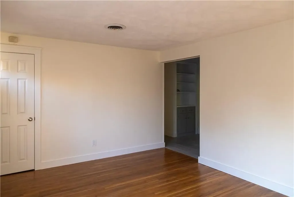 106 Vallette Street Cranston RI 02920