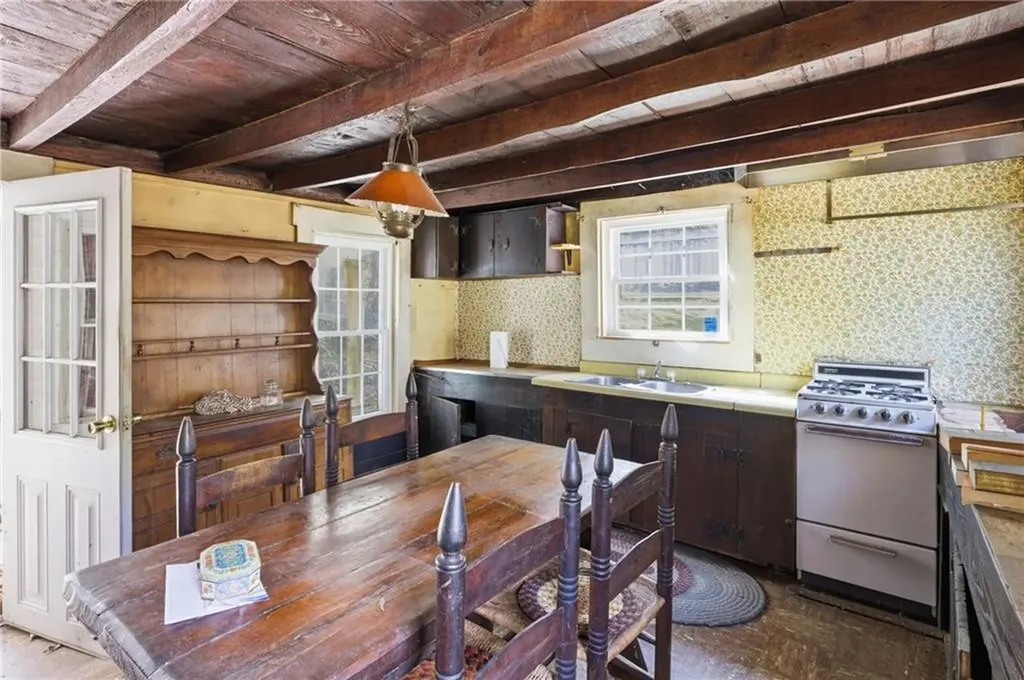 441 Franklin Road Coventry RI 02816