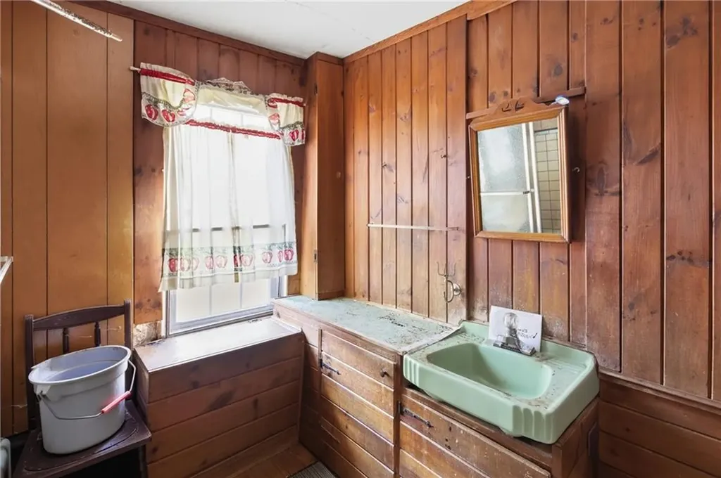441 Franklin Road Coventry RI 02816