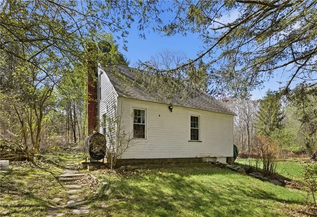 441 Franklin Road Coventry RI 02816