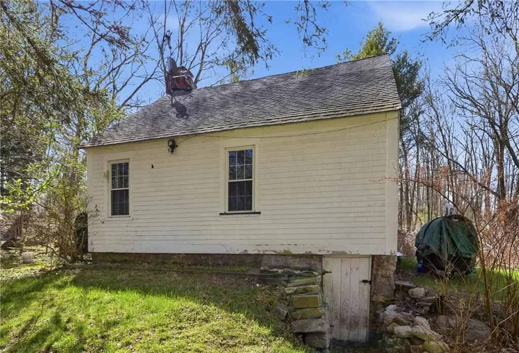441 Franklin Road Coventry RI 02816
