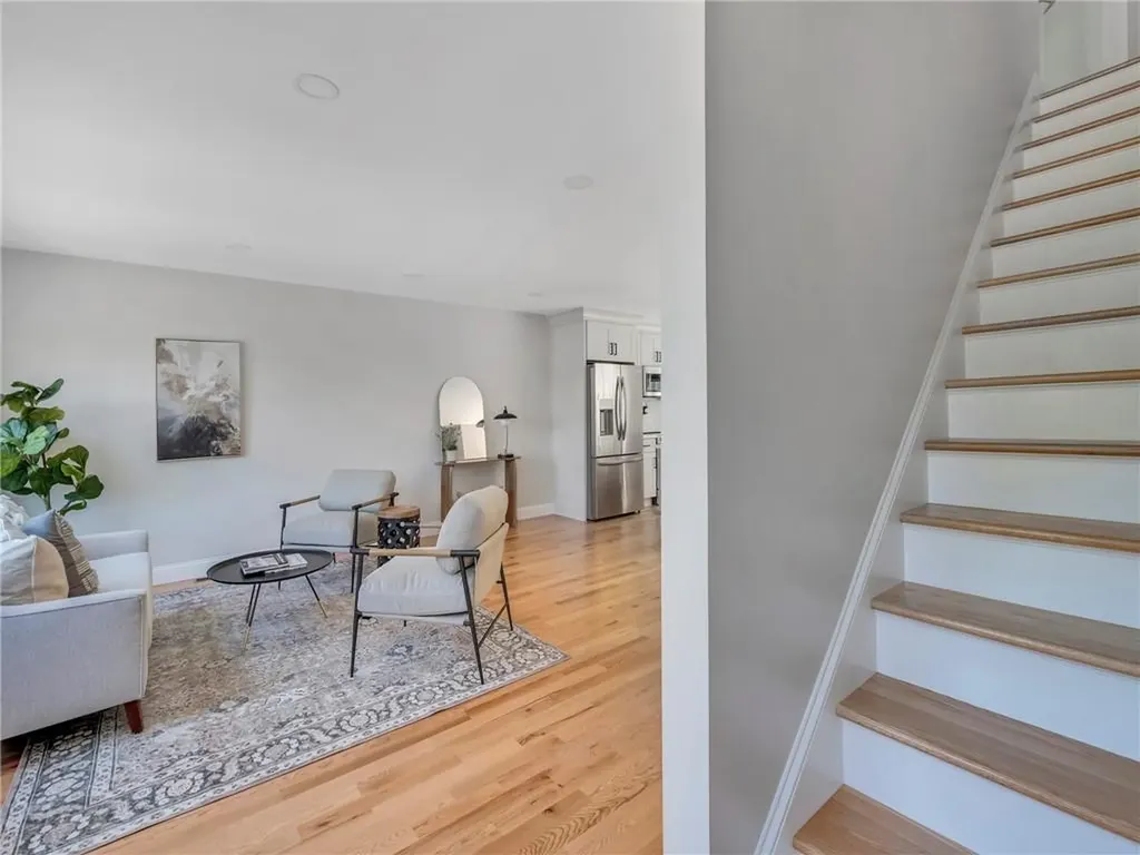 260 Point Avenue Warwick RI 02889