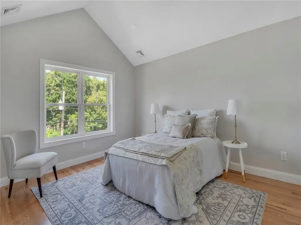 260 Point Avenue Warwick RI 02889