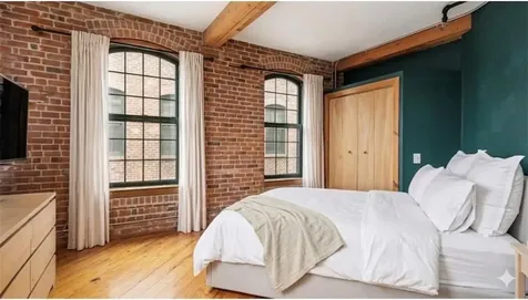 407 Pine Street Providence RI 02903