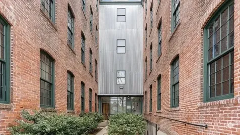 407 Pine Street Providence RI 02903