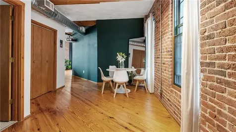 407 Pine Street Providence RI 02903