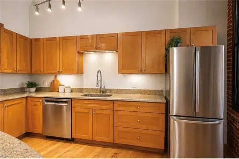407 Pine Street Providence RI 02903