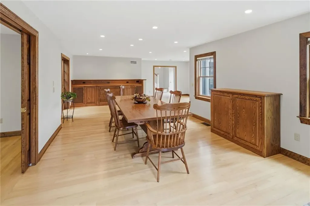 23 Hillcrest Road South Kingstown RI 02879