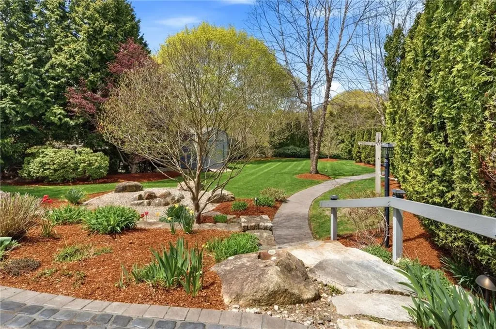 23 Hillcrest Road South Kingstown RI 02879